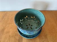 Colander (various styles and glaze combinations)
