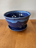 Berry bowl with catch tray (variour sizes, styles, glazes)