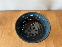 Colander (various styles and glaze combinations)