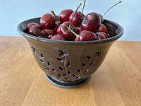 Colander (various styles and glaze combinations)